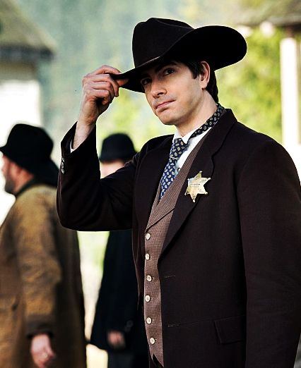 d238690dc5ebf9f30f1f935eb6fd42ff--ray-palmer-supergirl-dc